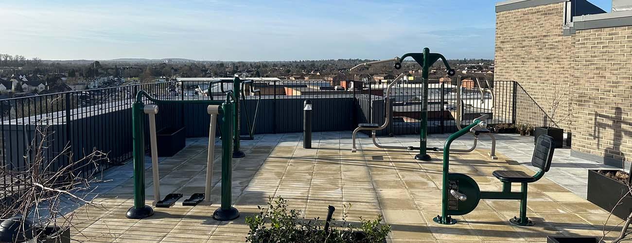 fresh air fitness rooftop outdoor gym